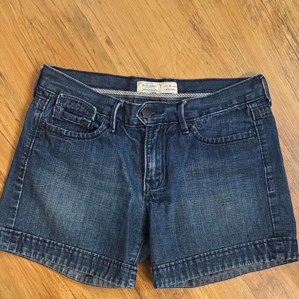 Y2K Old Navy Jean Shorts Mid Rise Sz 8 Women’s